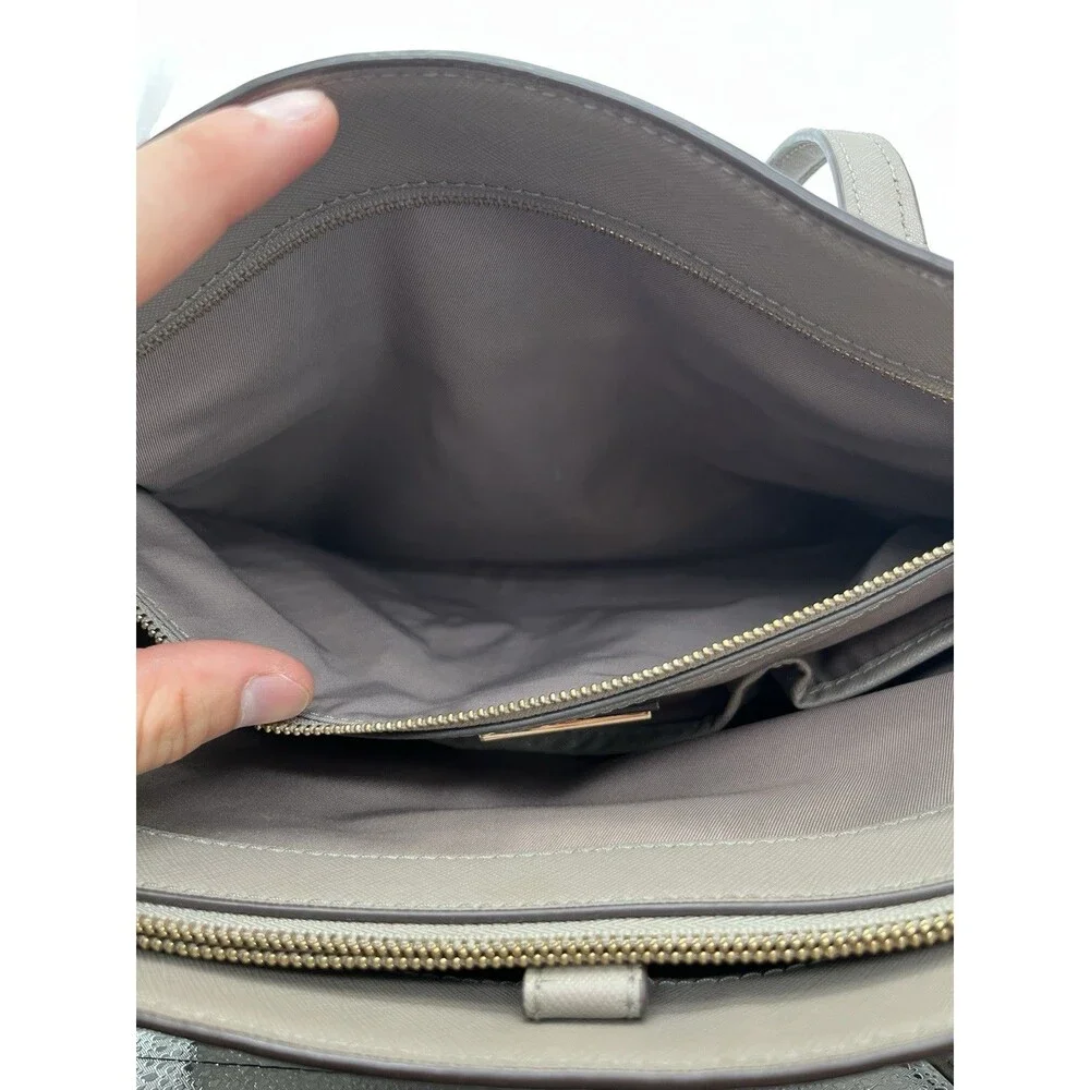Tory Burch Robinson Tote Gray Heron (gray brown).